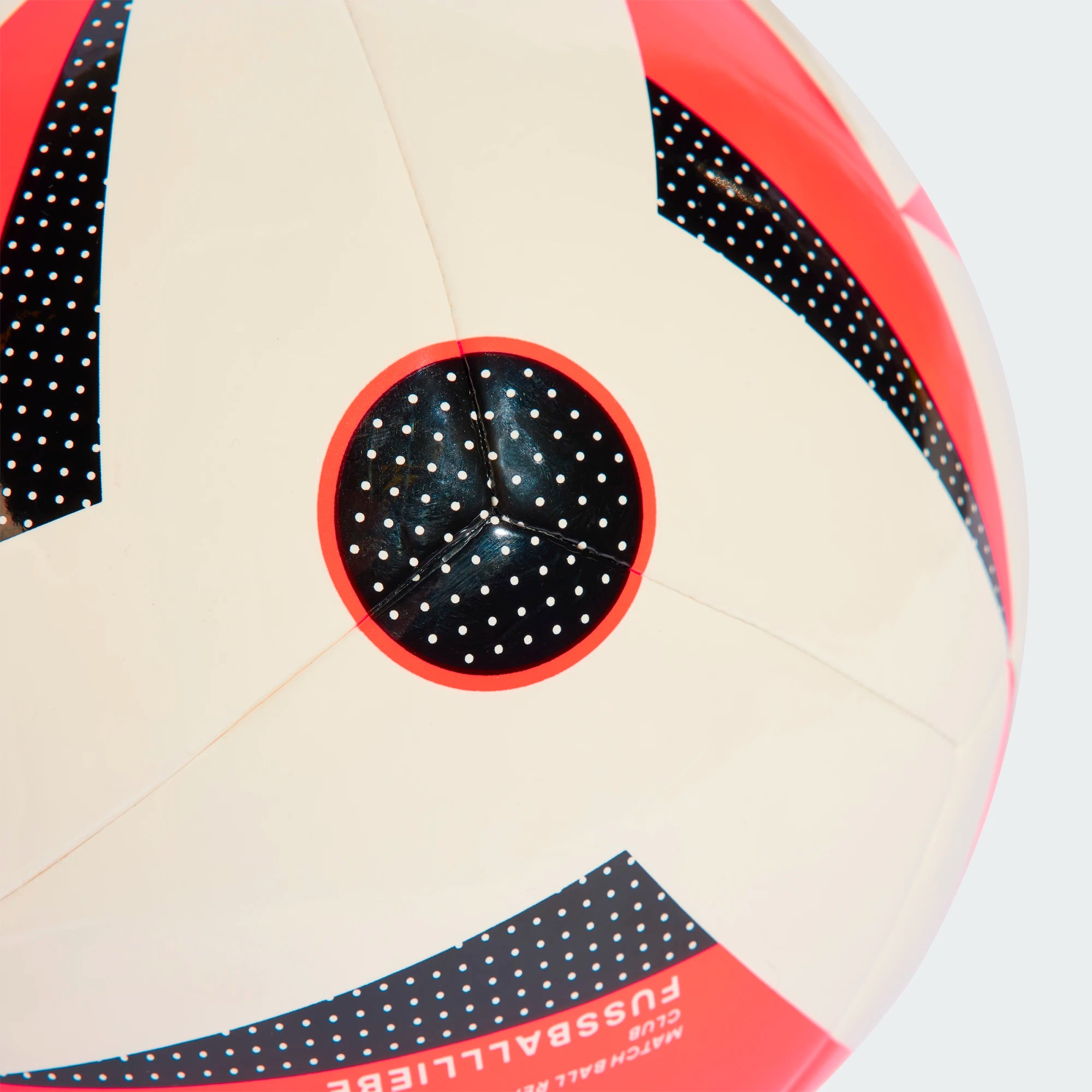 adidas Ballon FUSSBALLLIEBE Club EURO 2024 - Rouge/Noir/Argenté